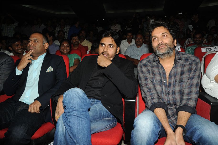 Attarintiki-Daredi-Thank-You-Meeting